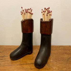 A Pair of English Spill Vases 